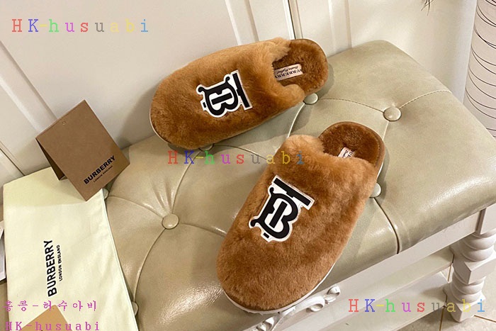 NEW 버버리 신발 신상 BB 885770