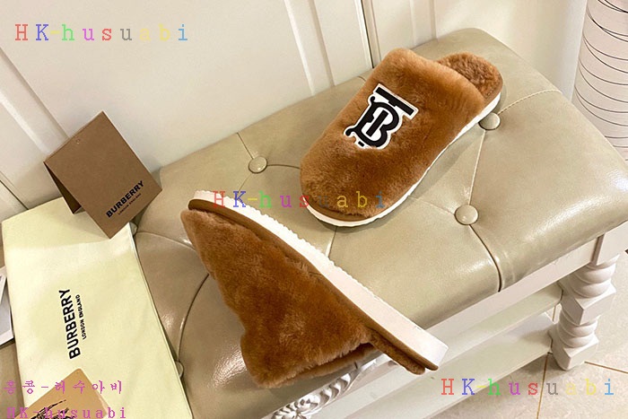 NEW 버버리 신발 신상 BB 885770