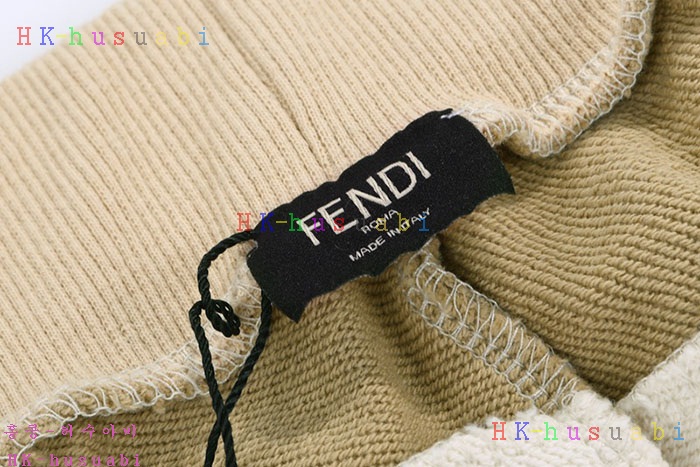 NEW 펜디 후드티 신상 FD 892257