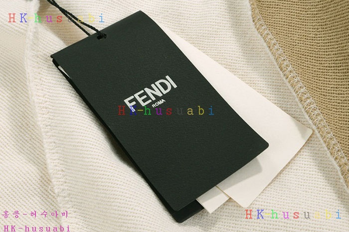NEW 펜디 후드티 신상 FD 892257