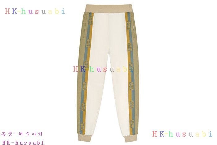 NEW 펜디 후드티 신상 FD 892257
