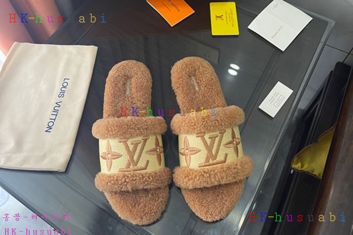 NEW 루이비통 신발 신상 LV 2256350