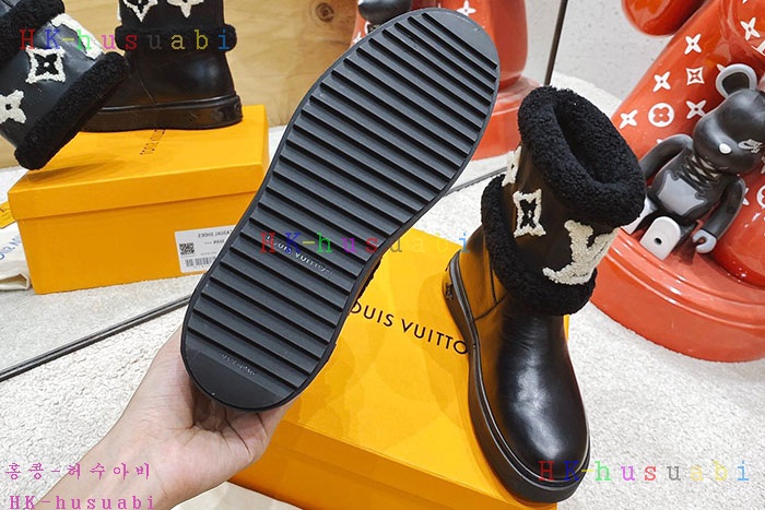 NEW 루이비통 부츠 신상 LV 2256367