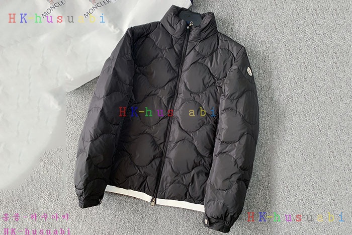NEW 몽클레어 패딩 신상 M 8857283