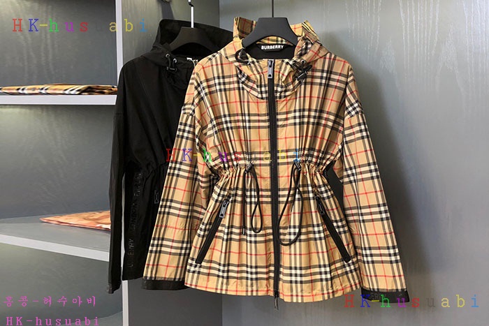 NEW 버버리 상의 신상 BB  1245542