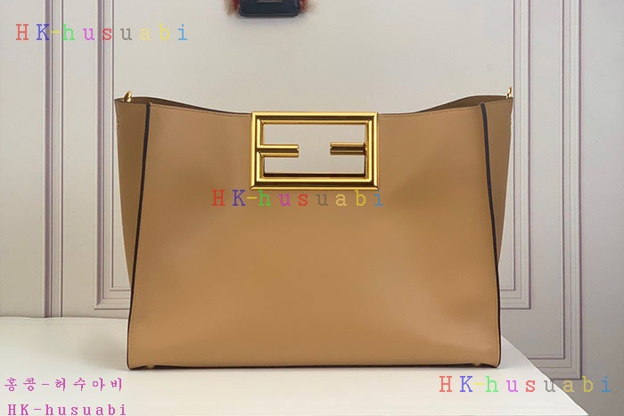 ★미러급★펜디 미디엄 웨이백 8BH391