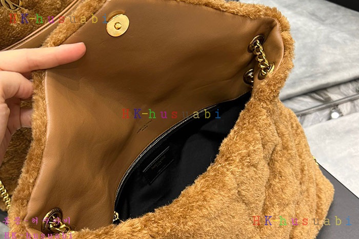 ★미러급★입생로랑 시어링 퍼퍼 미디엄 백  57747529