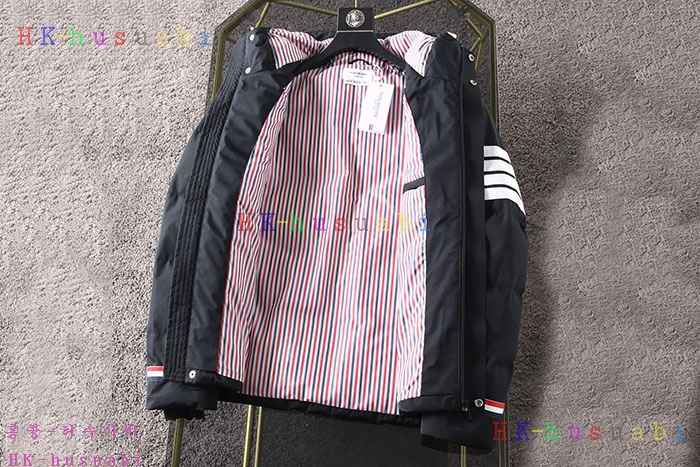 NEW 톰브라운 패딩 신상 TB 8572275