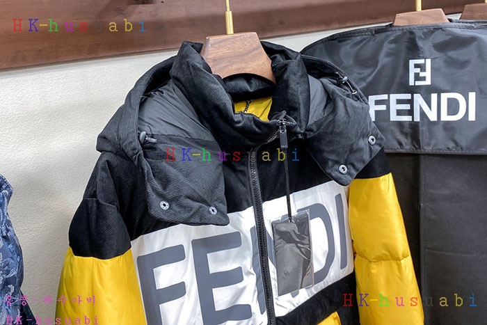 NEW 펜디 패딩 신상 F 8587705