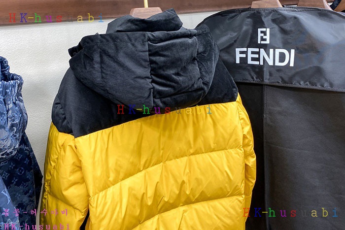 NEW 펜디 패딩 신상 F 8587705
