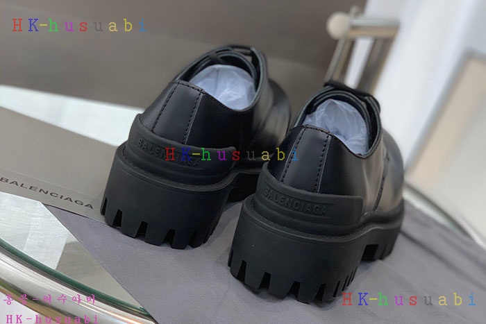NEW 발렌시아가 신발 신상 B 558803