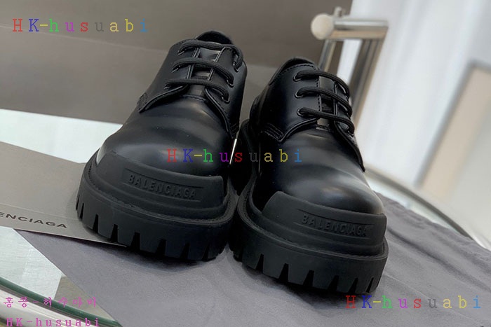 NEW 발렌시아가 신발 신상 B 558803