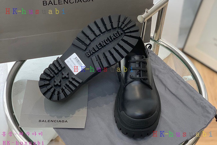NEW 발렌시아가 신발 신상 B 558803