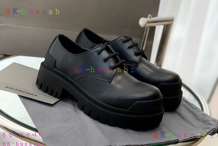 NEW 발렌시아가 신발 신상 B 558803