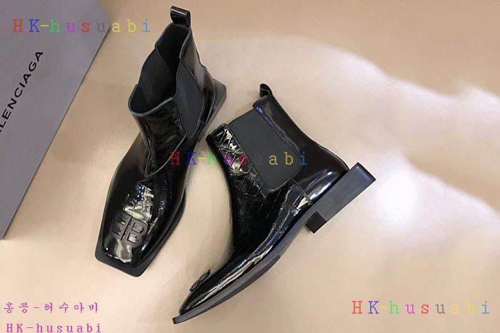 NEW 발렌시아가 부츠 신상 B 558807
