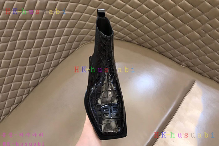 NEW 발렌시아가 부츠 신상 B 558808