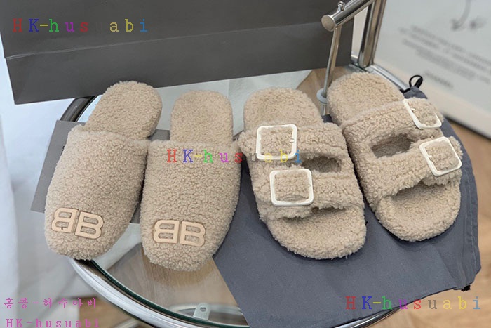 NEW 발렌시아가 신발 신상 B 558252