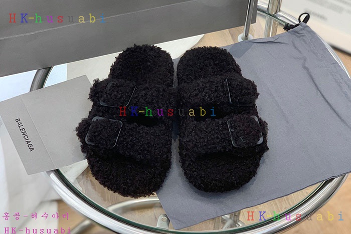 NEW 발렌시아가 신발 신상 B 558259