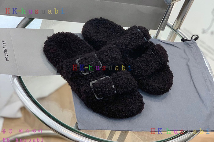 NEW 발렌시아가 신발 신상 B 558259