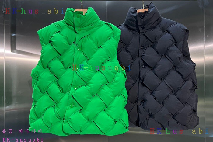 NEW 보테가베네타 패딩조끼 신상 BV 114201
