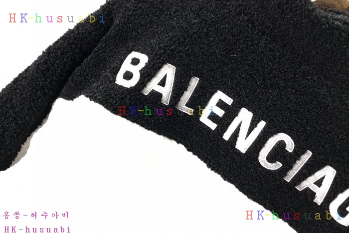NEW 발렌시아가 상의 신상 B 427754