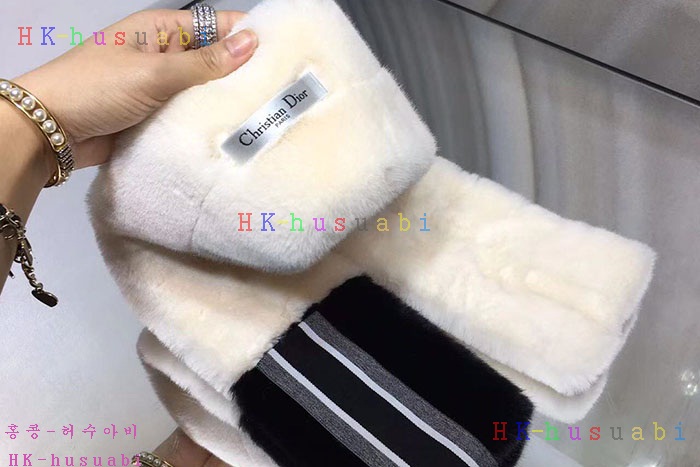 NEW 디올 스카프 신상 DR 5524223