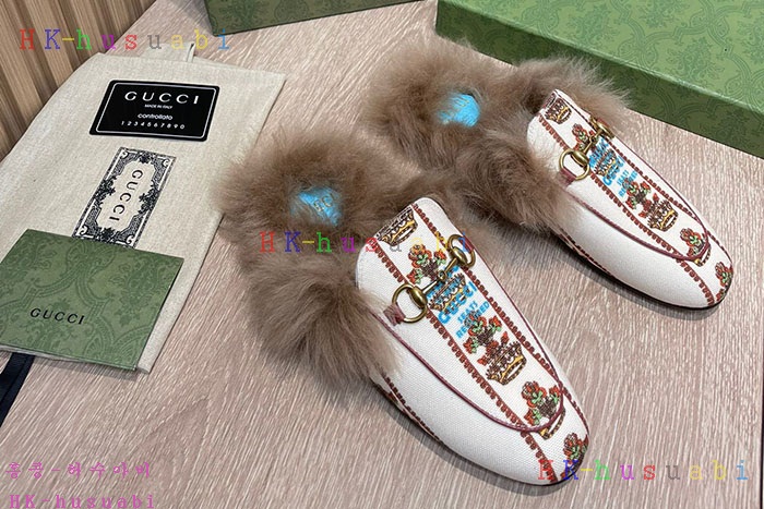 NEW 구찌 스니커즈 신상 GU 114562