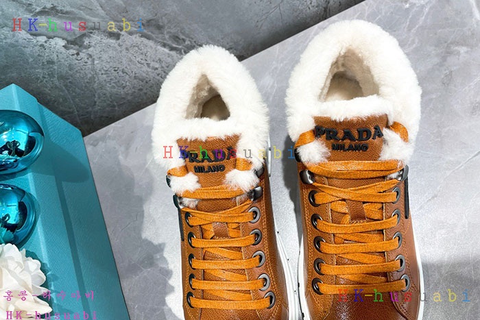 NEW 프라다 스니커즈 신상 P 336720