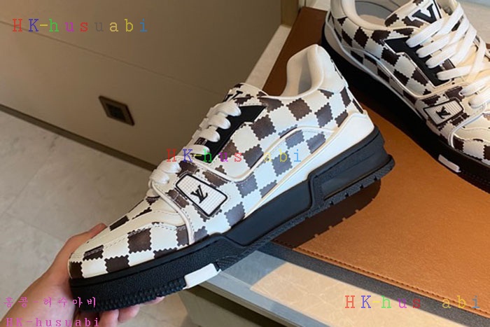 NEW 루이비통 스니커즈 신상 LV 225500