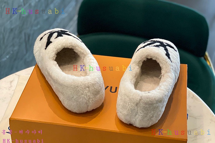 NEW 루이비통 신발 신상 LV 227702