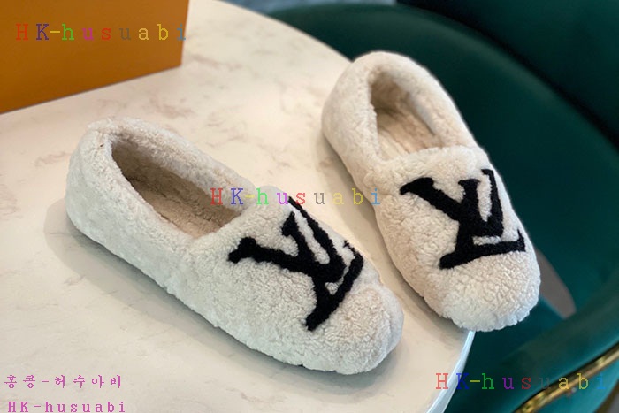NEW 루이비통 신발 신상 LV 227702