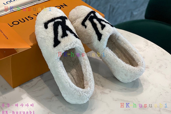 NEW 루이비통 신발 신상 LV 227702