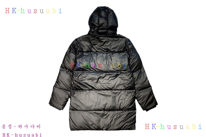NEW 프라다 패딩 신상 P 992440