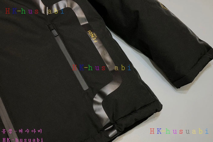 NEW 펜디 패딩 신상 FD 2245526