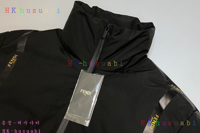 NEW 펜디 패딩 신상 FD 2245526
