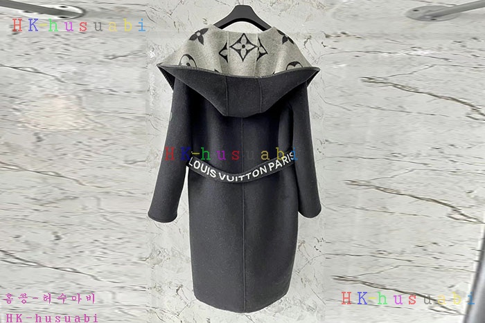 NEW 루이비통 코트 신상 LV 4425137