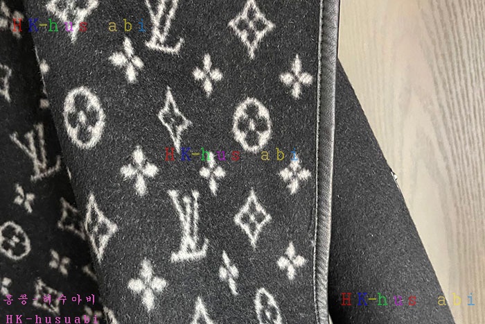 NEW 루이비통 코트 신상 LV 4425139