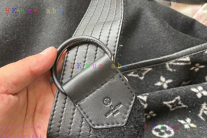 NEW 루이비통 코트 신상 LV 4425139