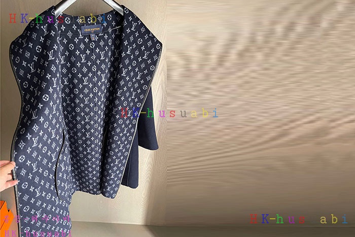 NEW 루이비통 코트 신상 LV 4425140