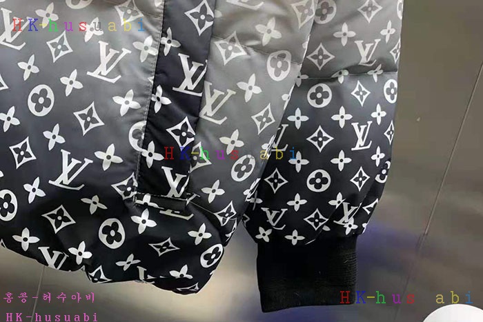 NEW 루이비통 패딩 신상 LV 4425148