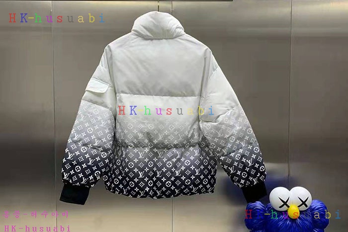 NEW 루이비통 패딩 신상 LV 4425148