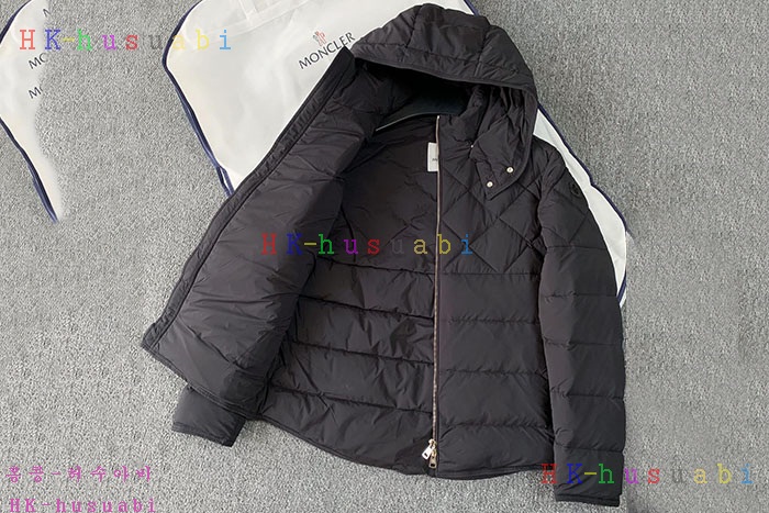 NEW 몽클레어 패딩 신상 M 3245510