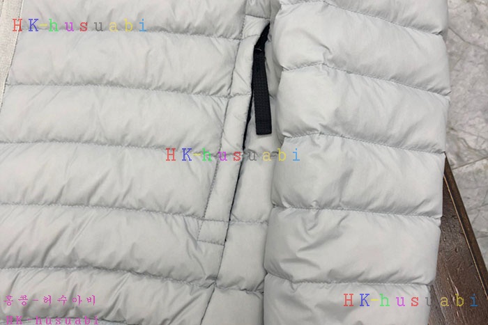 NEW 스톤 아일랜드 패딩 신상 ST 2288261