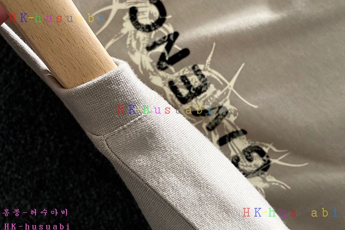 NEW 지방시 반팔티 신상 GV 2533320