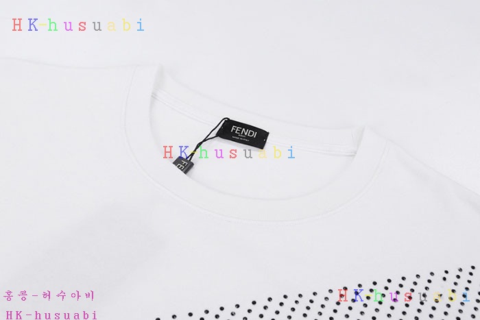 NEW 펜디 반팔티 신상 FD 3362503
