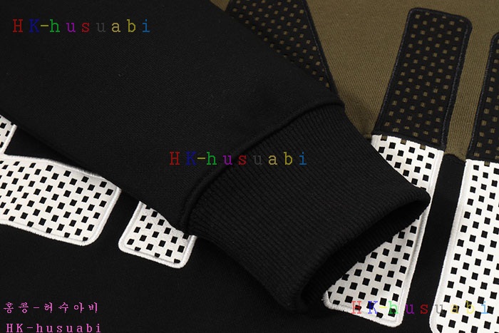 NEW 펜디 후드티 신상 FD 3362500