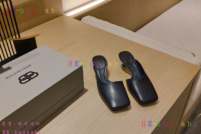 NEW 발렌시아가 신발 신상 B 288831