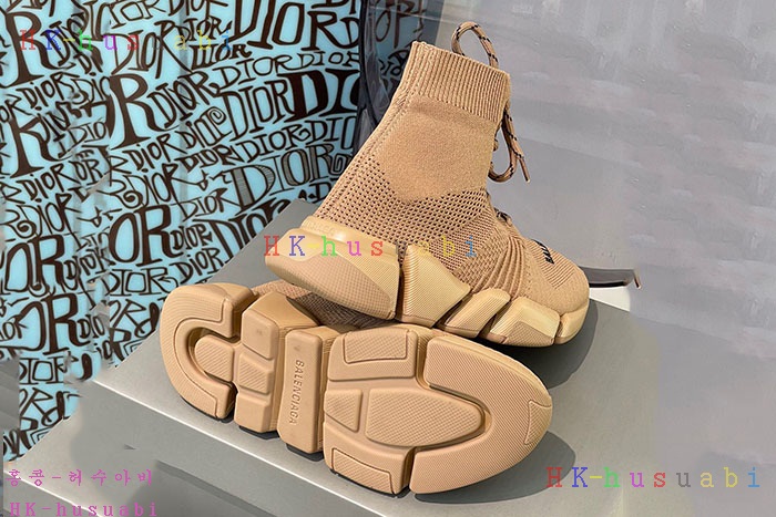 NEW 발렌시아가 신발 신상 B 924550