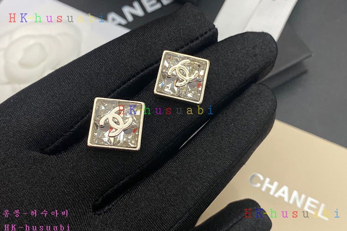 NEW 샤넬 귀걸이 신상 C 552529
