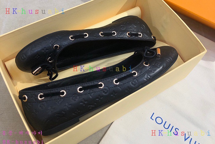 NEW 루이비통 신발 신상 LV 1125339